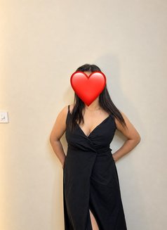 Netra Sharma Real meet and chat session - escort in Noida Photo 5 of 5