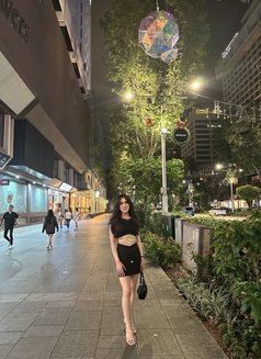 New in town - Transsexual escort in Singapore Photo 17 of 25