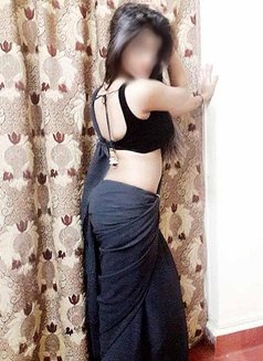 New 9" Cock Kochi Muslim Rizwana Shemale - Acompañantes transexual in Kochi Photo 7 of 9
