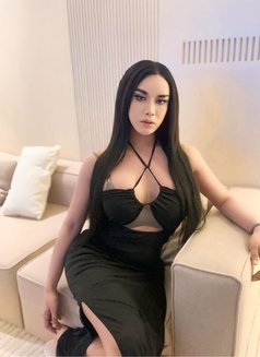 New Alan 8 Inch Dick - Transsexual escort in Riyadh Photo 12 of 19