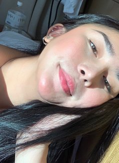 New and Pretty Face Belle - puta in Hyderabad Photo 4 of 7