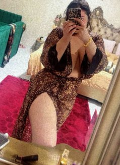 25bd 1 shot offer Arab queen - escort in Al Manama Photo 1 of 6