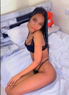 New Arrival Afro - escort in Pune Photo 2 of 3