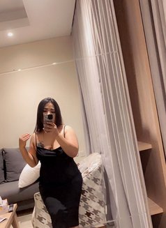 Caramel available good service - escort in Riyadh Photo 1 of 8