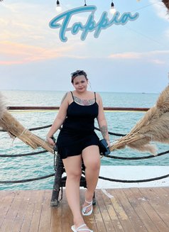 Sara full service available - escort in Riyadh Photo 5 of 6