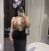 🦋Naira🦋 - puta in Tours Photo 1 of 2