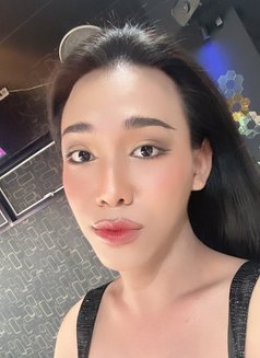 New Available - Transsexual escort in Khobar Photo 4 of 5