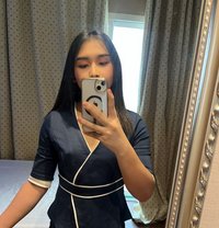 Natty available good service - Transsexual escort in Doha