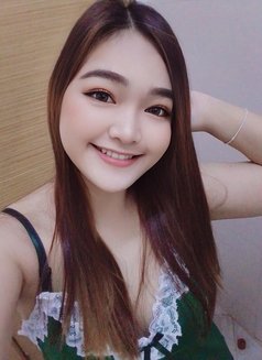 New Available Sexy Girl - puta in Muscat Photo 2 of 5