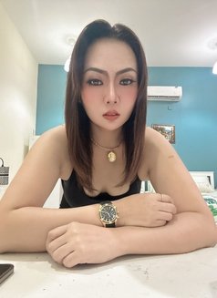 Mimi Available good service - escort in Doha Photo 2 of 6