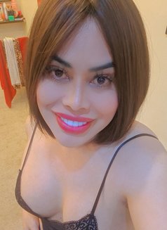 New Bee Bee Top 69 - Transsexual escort in Dammam Photo 10 of 10
