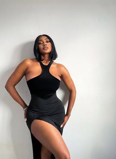 New Bella - Dominadora in Beirut Photo 3 of 4