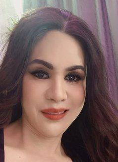 New Bibi From Thailand - Transsexual escort in Dubai Photo 5 of 10