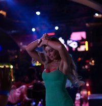 New Blonde Beauty Business Bay 🤗 - escort in Dubai