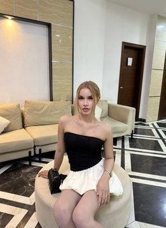 New Both Strong cock 69 In Bahrain - Transsexual escort in Al Manama Photo 10 of 11