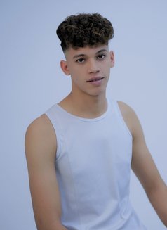 “New Boy ” 22 Years Old From Egypt 🇪🇬 - Acompañantes masculino in Abu Dhabi Photo 9 of 10