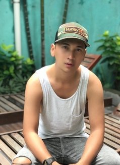 New Boy for You - Male escort in Singapore Photo 1 of 4
