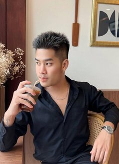 New Boy Good Massage - masseuse in Muscat Photo 5 of 7