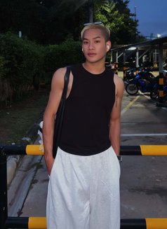 New boy good service - masseuse in Bangkok Photo 2 of 4