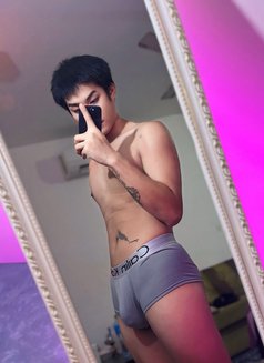 New boy good service - masseuse in Muscat Photo 7 of 7