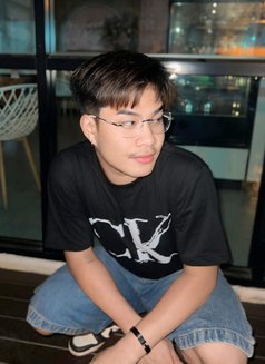 New Boy Good Sex - masseur in Muscat Photo 5 of 9