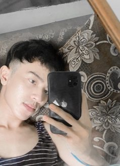 NewComer LittleCuteBoy - Male escort in Singapore Photo 5 of 5