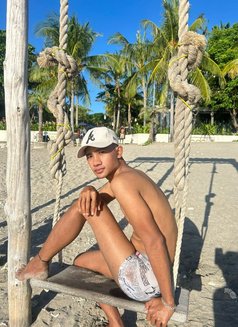 New Comers Vino Black Sweet - Acompañantes masculino in Bali Photo 5 of 6