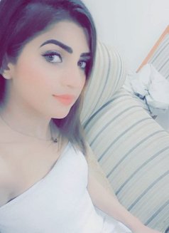 New Cute Girl - puta in Dubai Photo 5 of 6