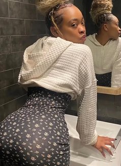 New Delhi African Sex Girl Available Now - puta in New Delhi Photo 4 of 5
