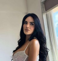 kelsy Latina/thailander - Transsexual escort in Mumbai Photo 9 of 12