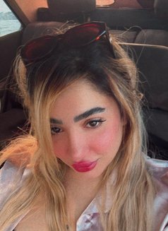 new face - puta in Al Sohar Photo 1 of 3