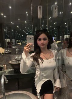 New Feminine Ts Jeslyn - Transsexual escort in Bali Photo 2 of 2