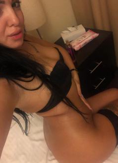 New First time here// 100% real - escort in Al Manama Photo 3 of 8