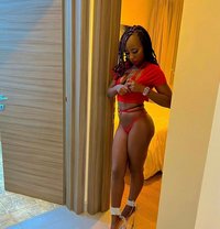 Just arrived for 10 days only . - puta in Doha