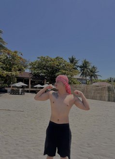 New/Fresh Escort Isaac - Male escort in Makati City Photo 13 of 14