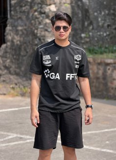 New/Fresh Escort Isaac - Acompañantes masculino in Makati City Photo 15 of 16
