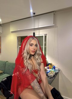 New Full service - Transsexual escort in Riyadh Photo 14 of 15