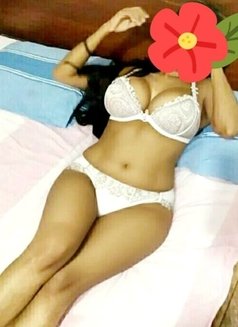 New Girl Cam & Full Service - escort in Colombo Photo 1 of 1