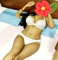 New Girl Cam & Full Service - escort in Colombo