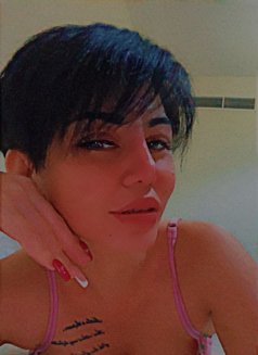 New Girl in Mabillah - puta in Muscat Photo 4 of 4