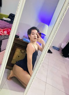 New good service Exzy - masseuse in Muscat Photo 7 of 17