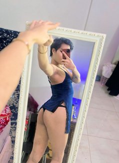 New good service Exzy - masseuse in Muscat Photo 5 of 17