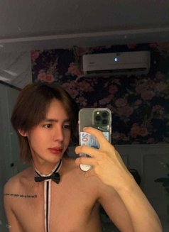 New here - Male escort in Jeddah Photo 2 of 5