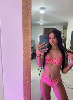 New Here for Camsex/content - escort in Manila Photo 3 of 7