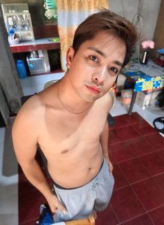 NEW HERE - Male escort in Iloilo City Photo 5 of 12