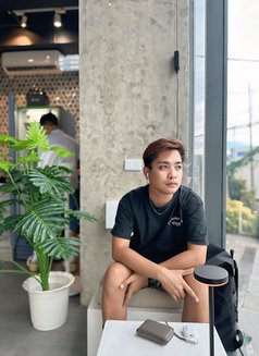 NEW HERE - Male escort in Iloilo City Photo 8 of 12