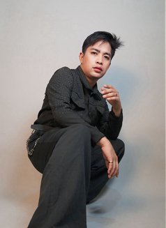 NEW HERE - Male escort in Iloilo City Photo 11 of 13