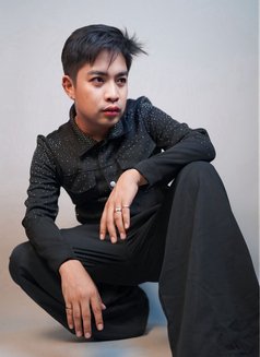 NEW HERE - Male escort in Iloilo City Photo 13 of 13