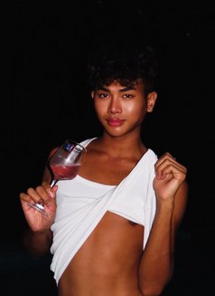 New Here - Male escort in Dammam Photo 2 of 10