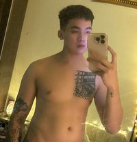 New Here Zake 27 - masseur in Singapore